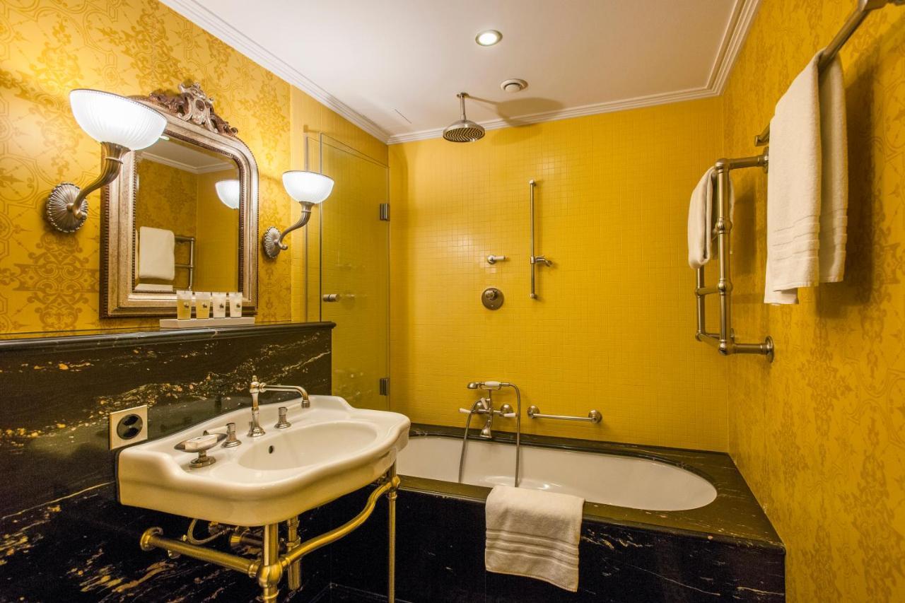 Grand Hotel Les Trois Rois Basilea Habitación foto
