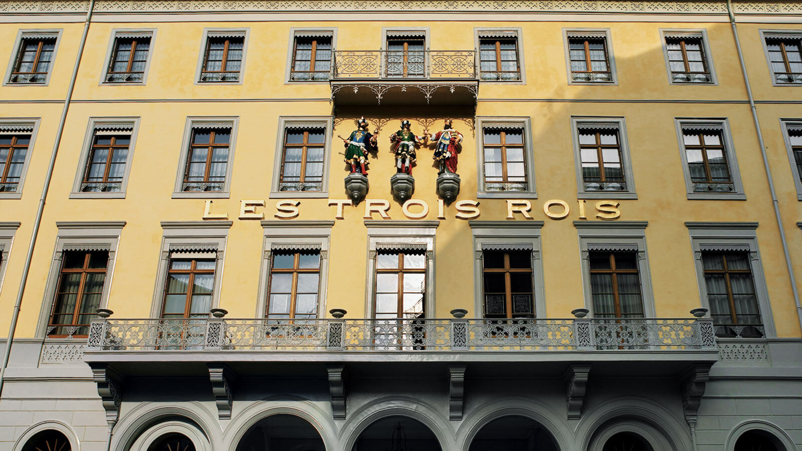 Grand Hotel Les Trois Rois Basilea Exterior foto